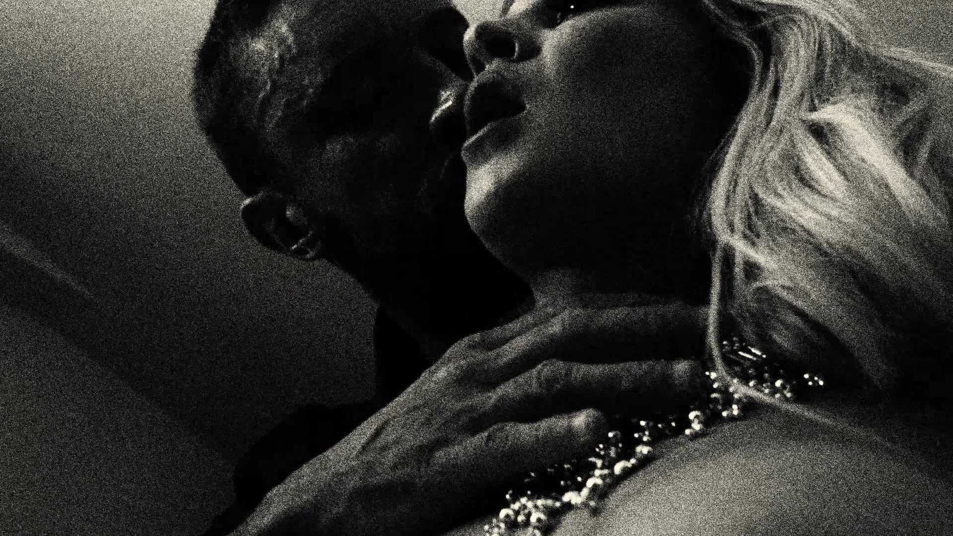 Ver 8713221352880-50 81005_PLEASURE BUISNESS en EroticOnly